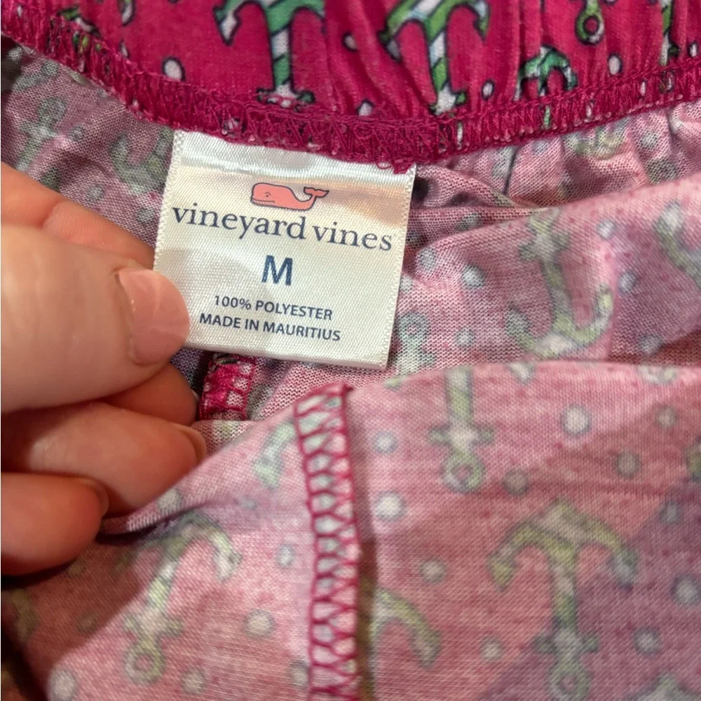 Vineyard Vines girls vineyard